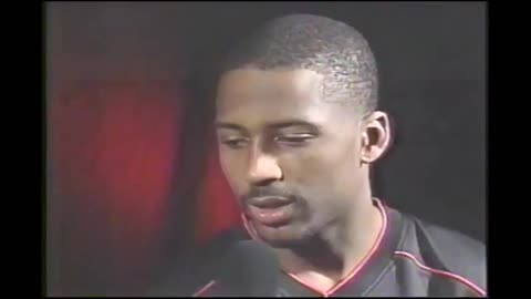NBA: Toronto vs Vancouver 12/1/2002<br>